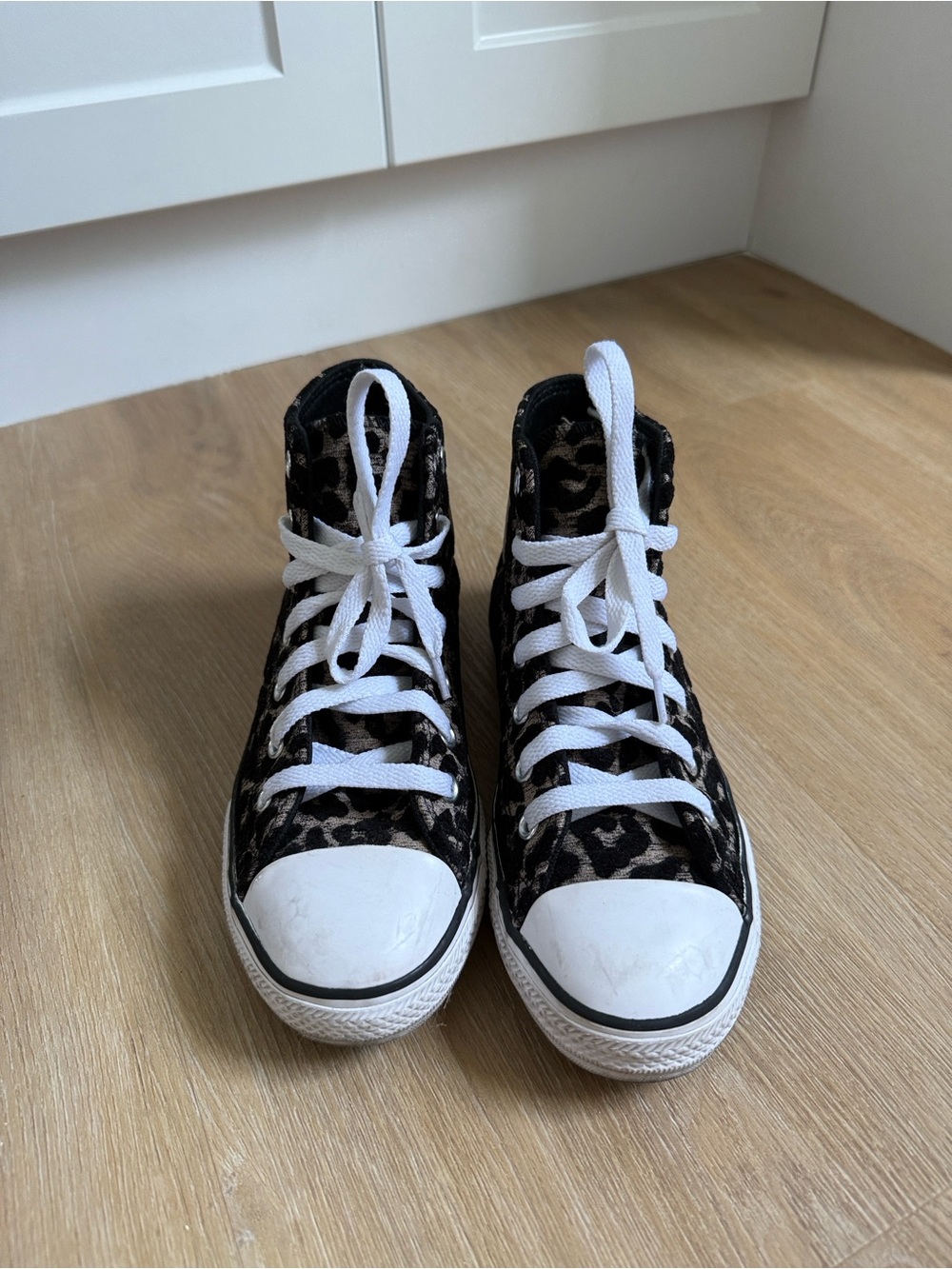 Converse Kids High-Top Sneakers in Black Leopard Print with White Laces